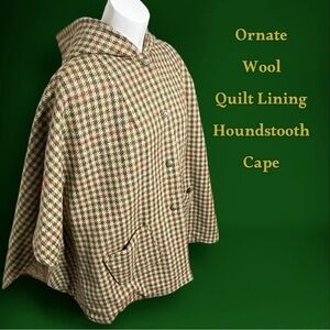 VTG Hooded Golden Quilt Lined Wool Check Cape Ornate Button One Size Heavyweight